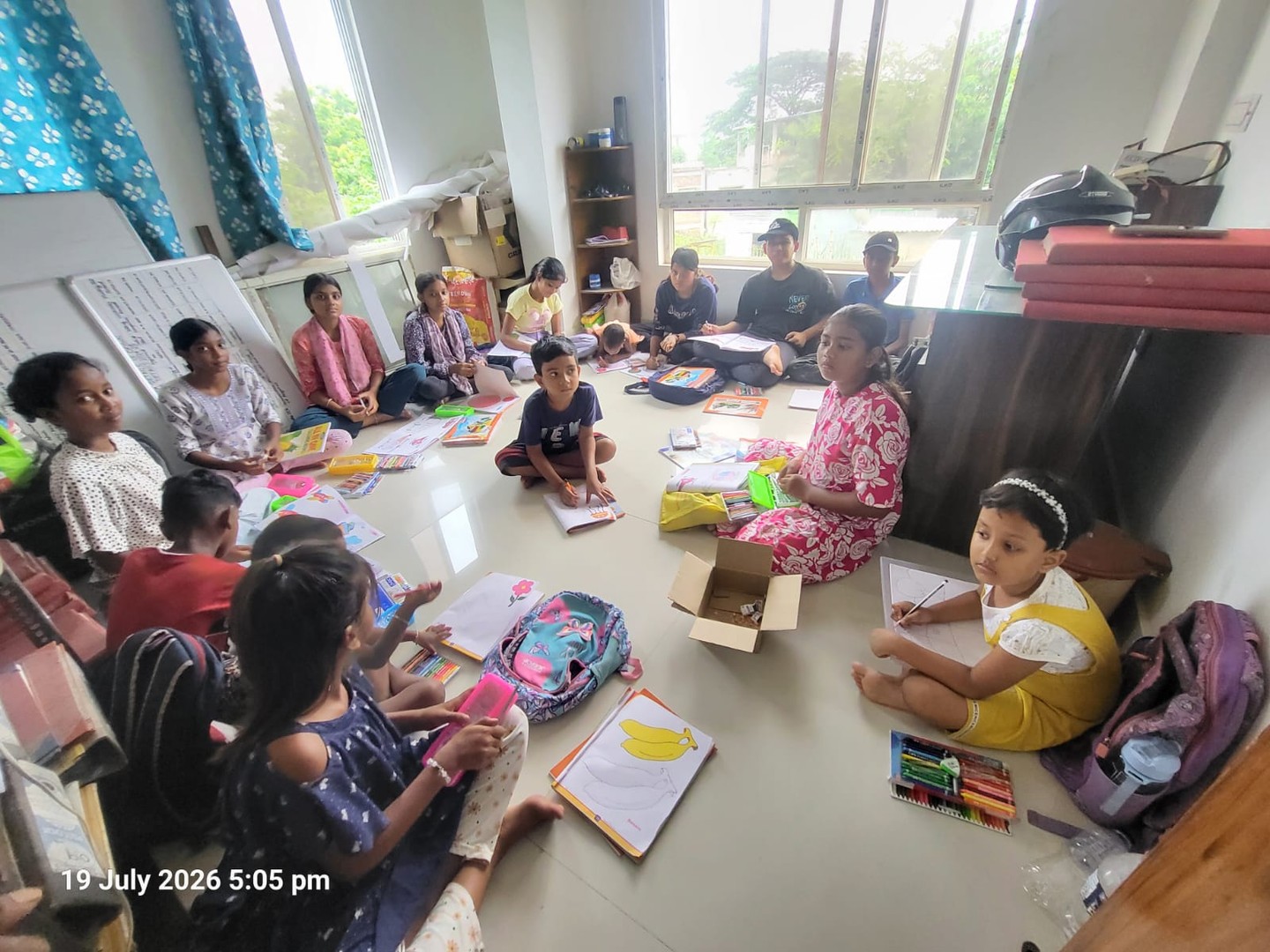 indoor drawing classes